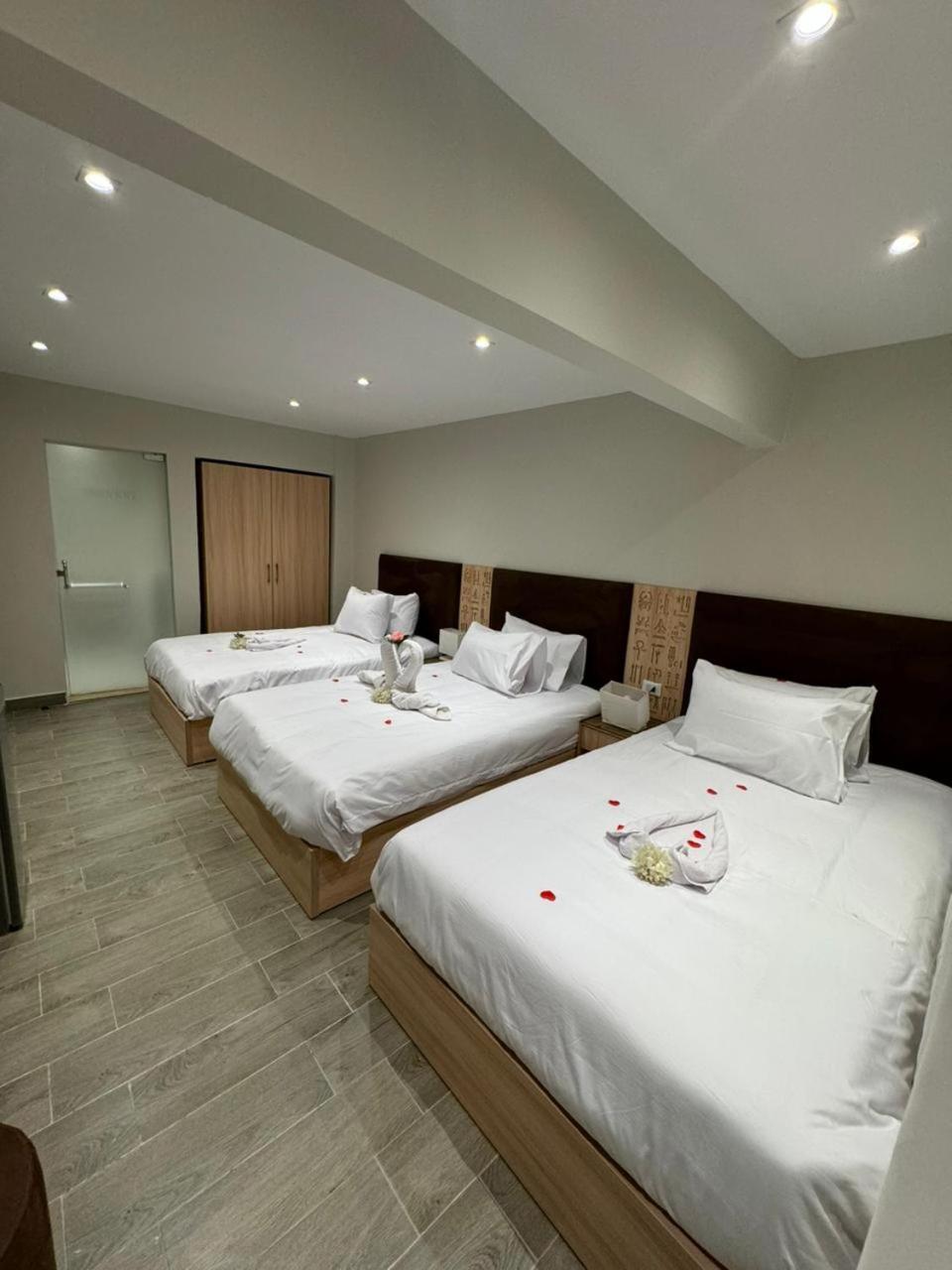 Khufu Pyramids Inn Nazlet el-Sisi Екстер'єр фото