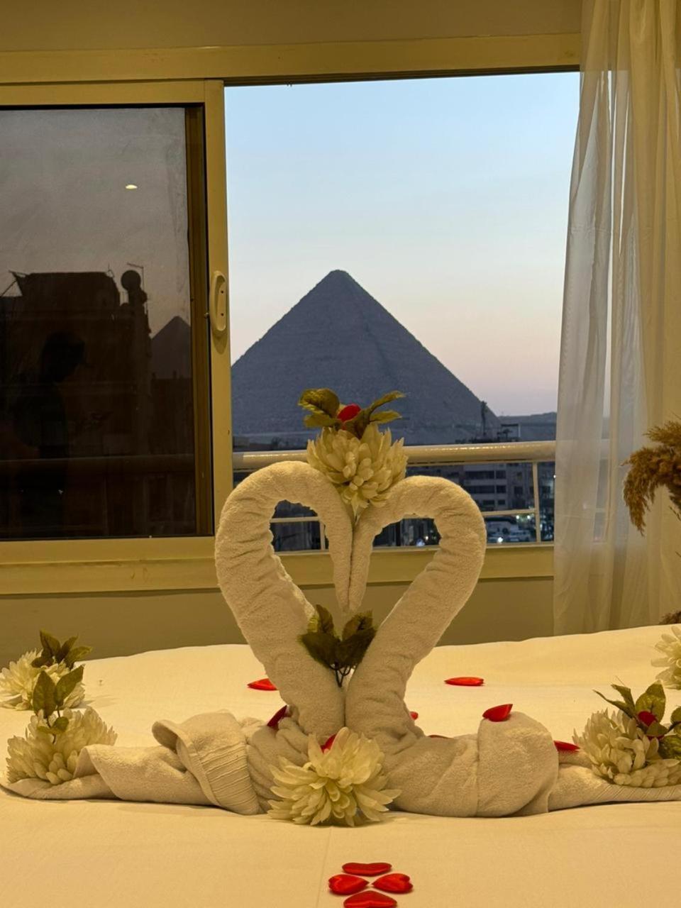 Khufu Pyramids Inn Nazlet el-Sisi Екстер'єр фото
