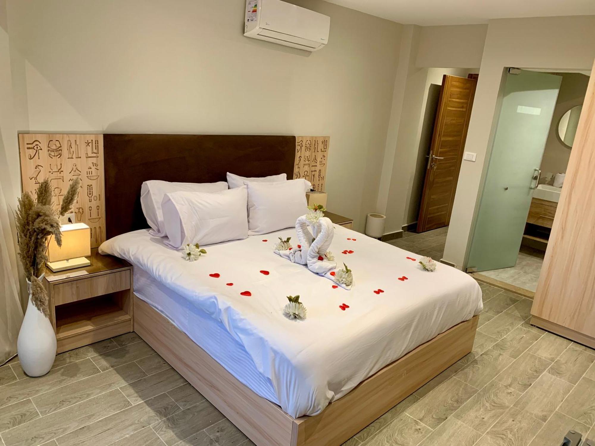 Khufu Pyramids Inn Nazlet el-Sisi Екстер'єр фото